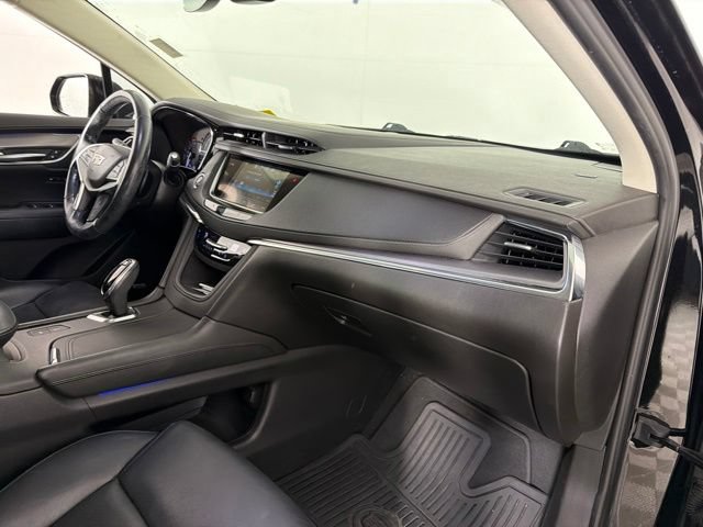 Used 2019 Cadillac XT5 Premium Luxury FWD image 17