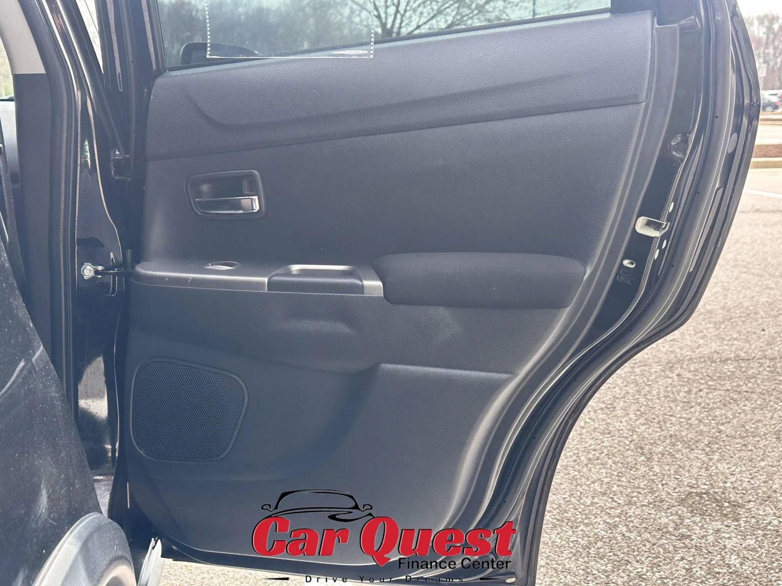 Used 2018 Mitsubishi Outlander Sport ES image 16