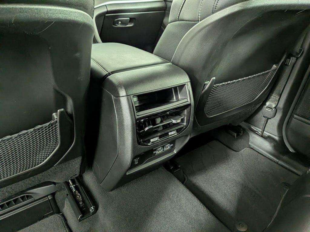 Certified 2024 Jeep Grand Cherokee Altitude image 39