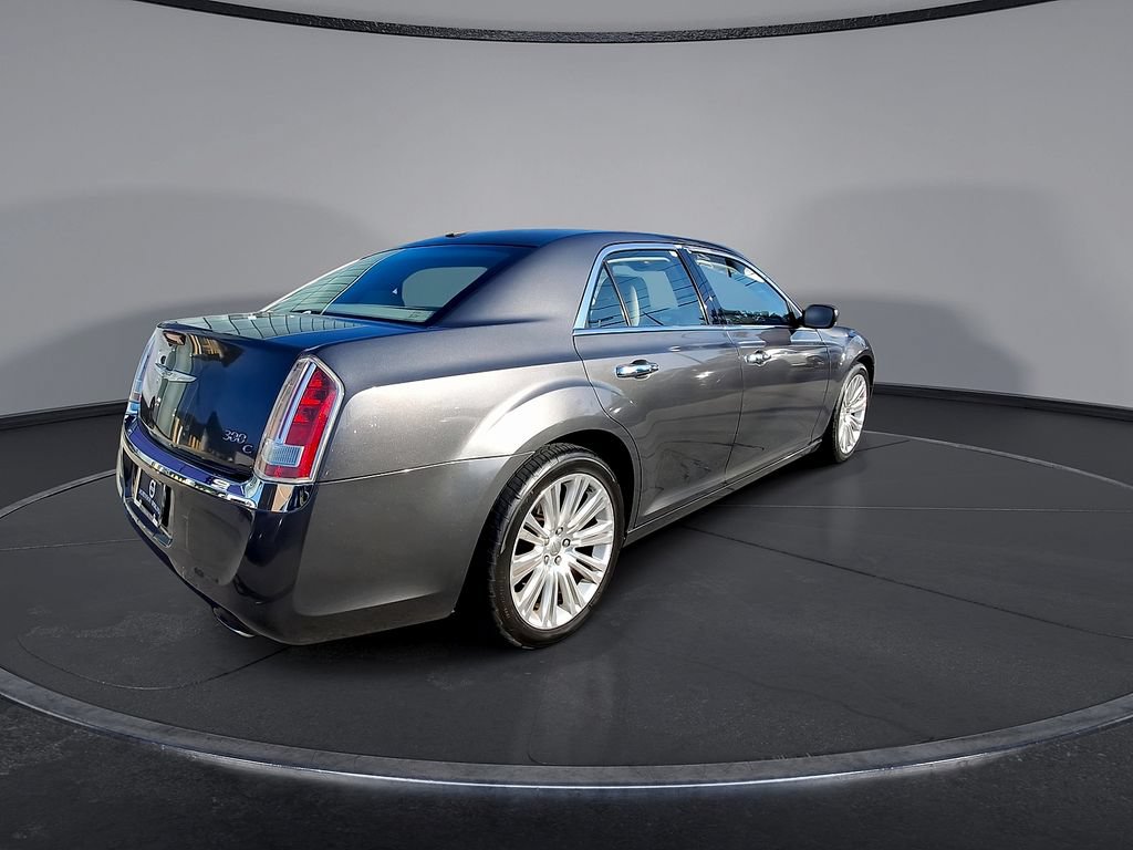 Used 2013 Chrysler 300 C w/ Light Group RWD image 31