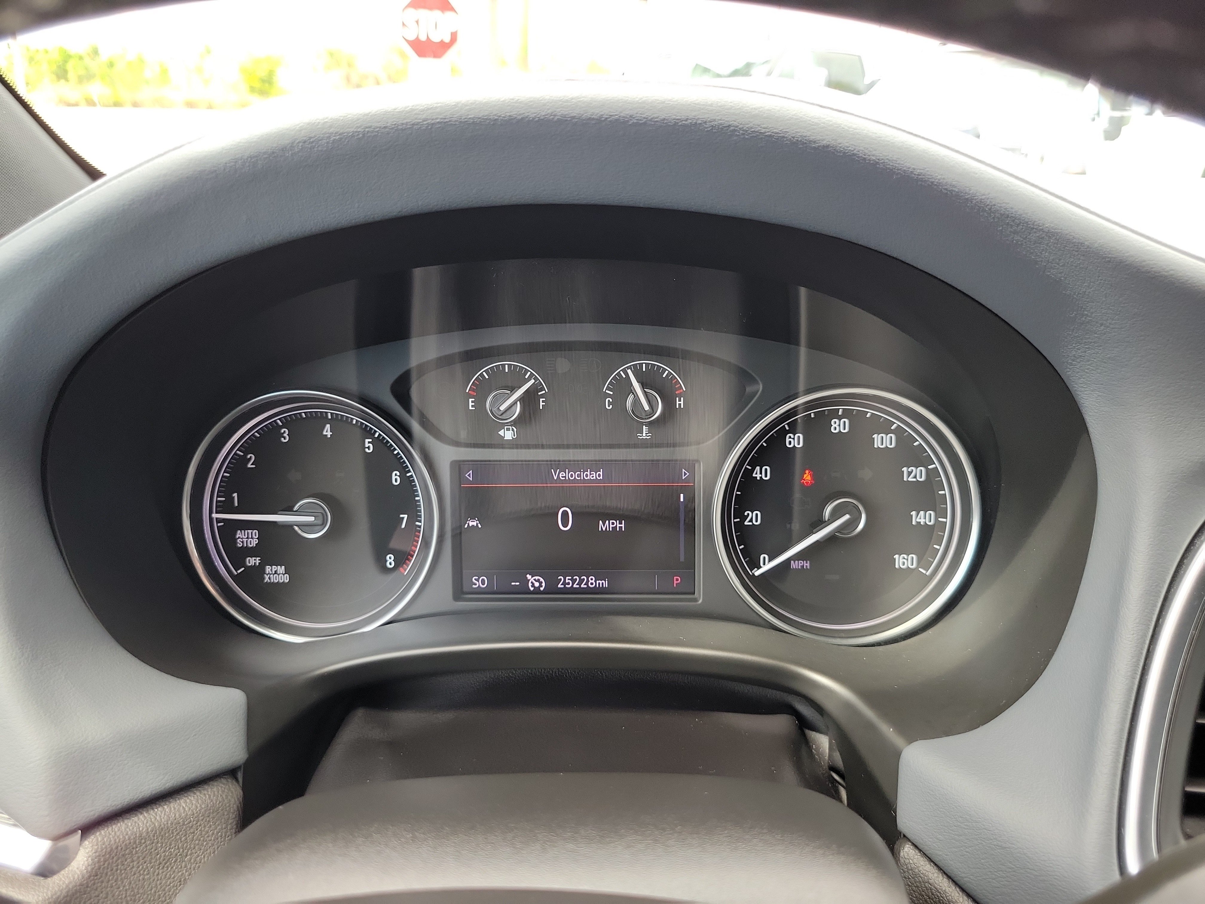 Used 2022 Buick Enclave Essence FWD image 29
