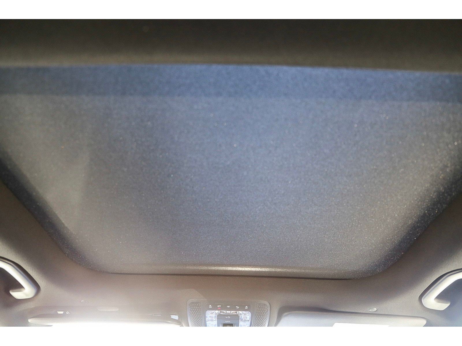 Used 2024 Mercedes-Benz GLB 250 4MATIC image 19