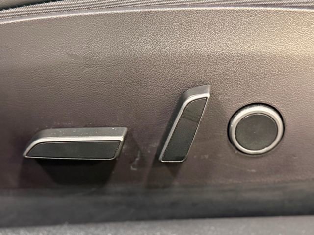 Used 2022 Tesla Model 3 Performance image 17