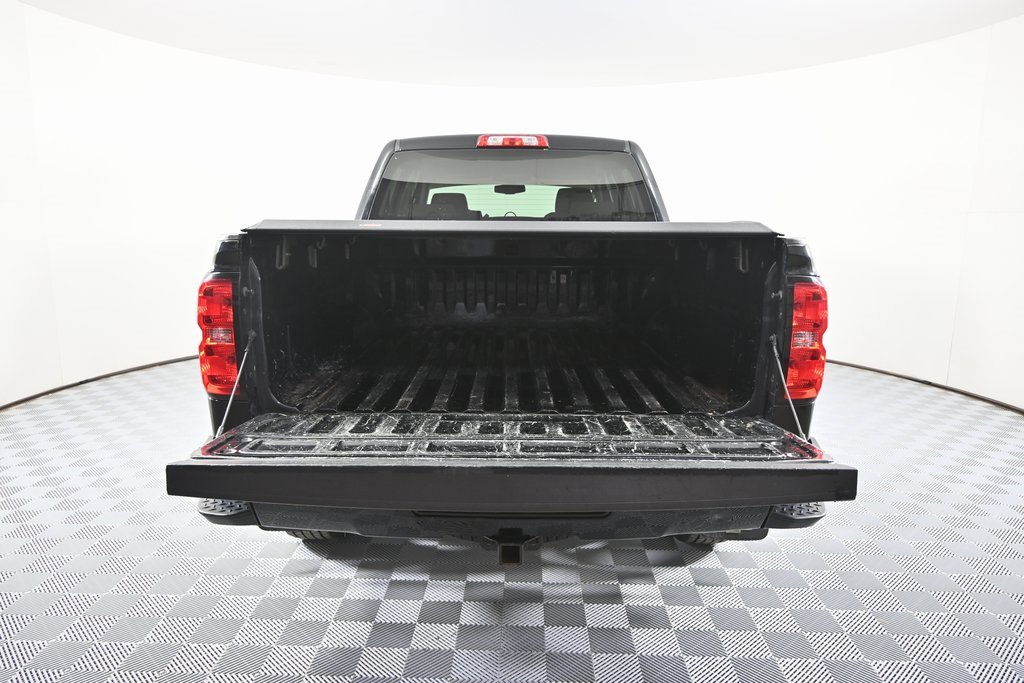 Used 2018 Chevrolet Silverado 1500 LT w/ All Star Edition image 6