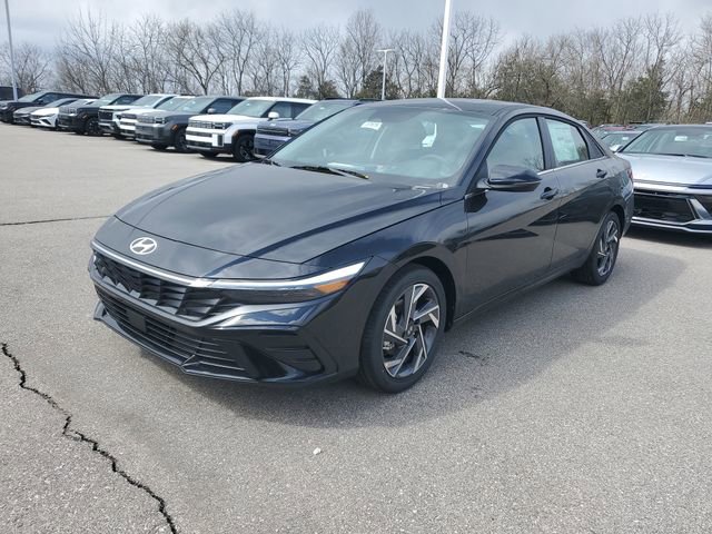 New 2026 Hyundai Elantra Limited image 2