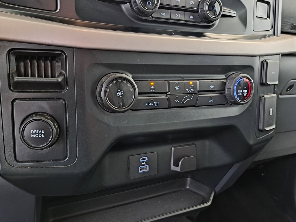 Used 2023 Ford F150 XLT image 14