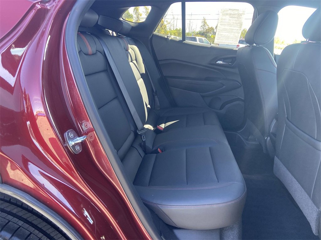 Certified 2024 Chevrolet Trax RS image 25
