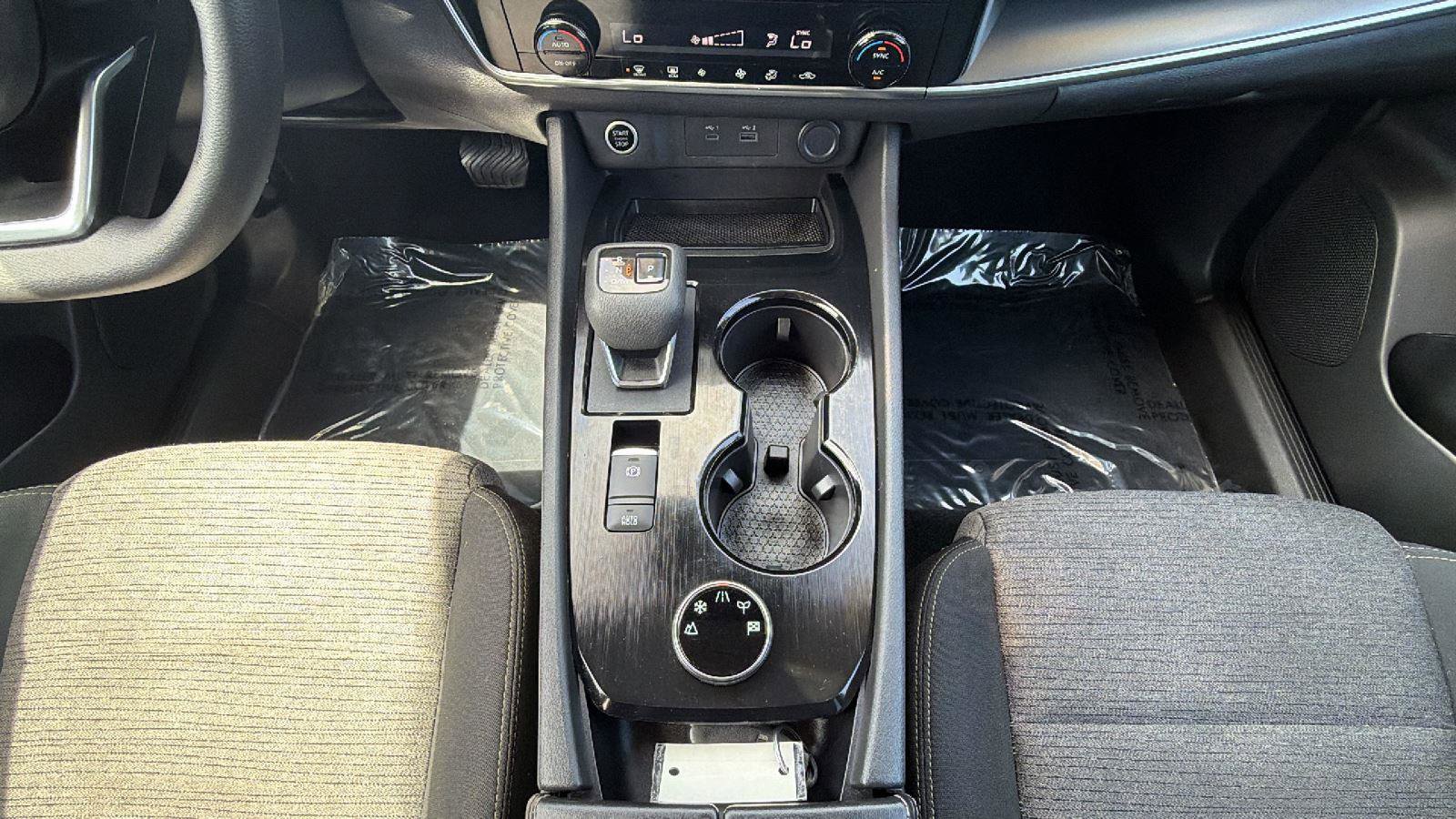 Used 2021 Nissan Rogue SV AWD/4WD image 22