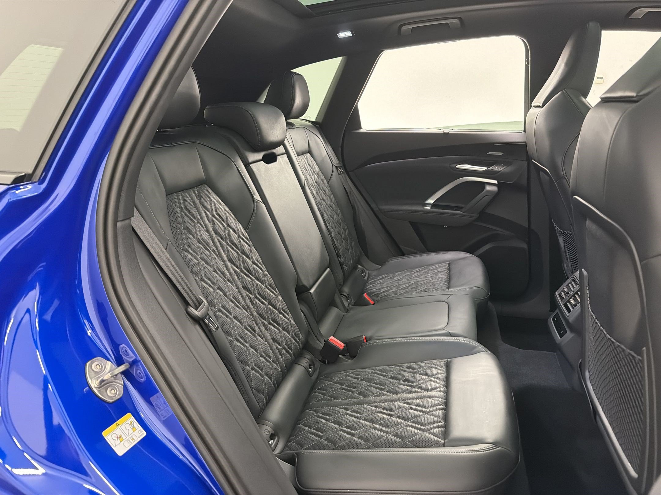New 2026 Audi SQ5 Prestige AWD/4WD image 32