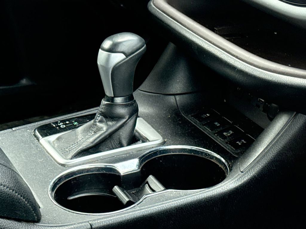 Used 2019 Toyota Highlander Plus image 13