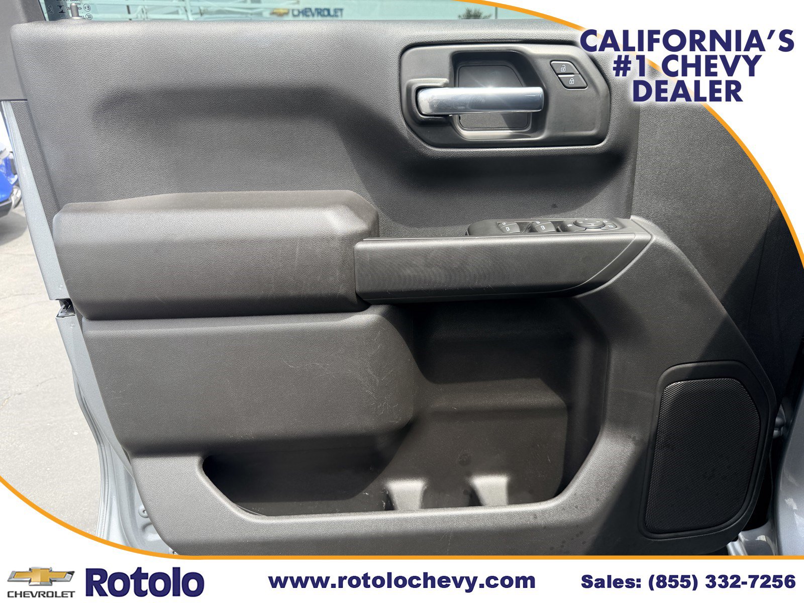 Used 2025 Chevrolet Silverado 1500 Custom Trail Boss w/ Turbomax Blackout Package AWD/4WD image 18