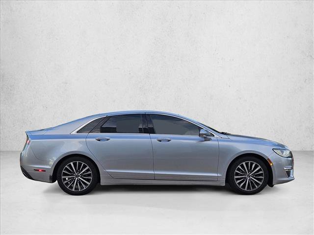 Used 2020 Lincoln MKZ image 4