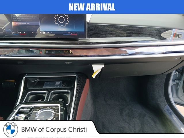 Used 2026 BMW 740i xDrive image 17