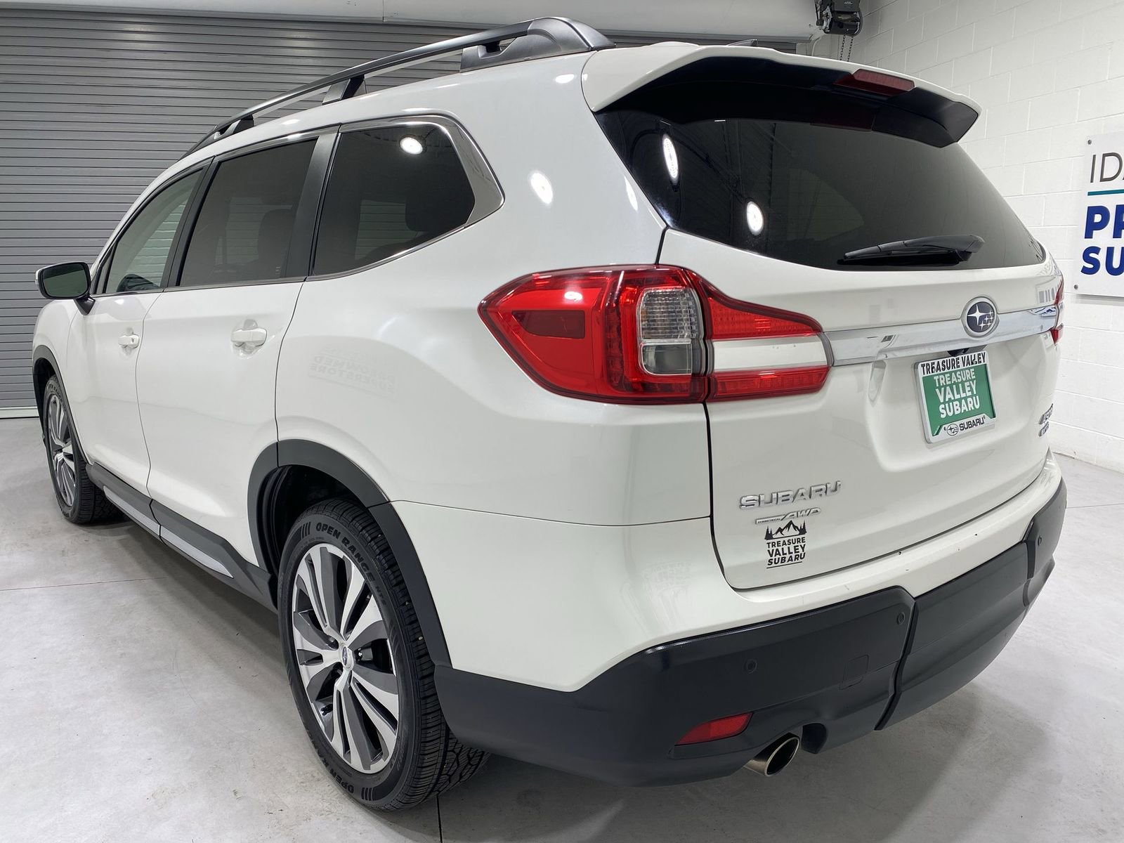Used 2022 Subaru Ascent Limited image 6