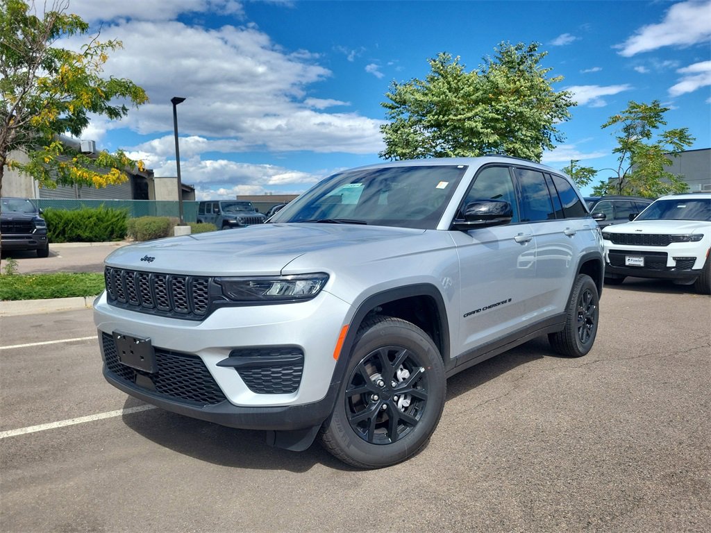 New 2025 Jeep Grand Cherokee Altitude