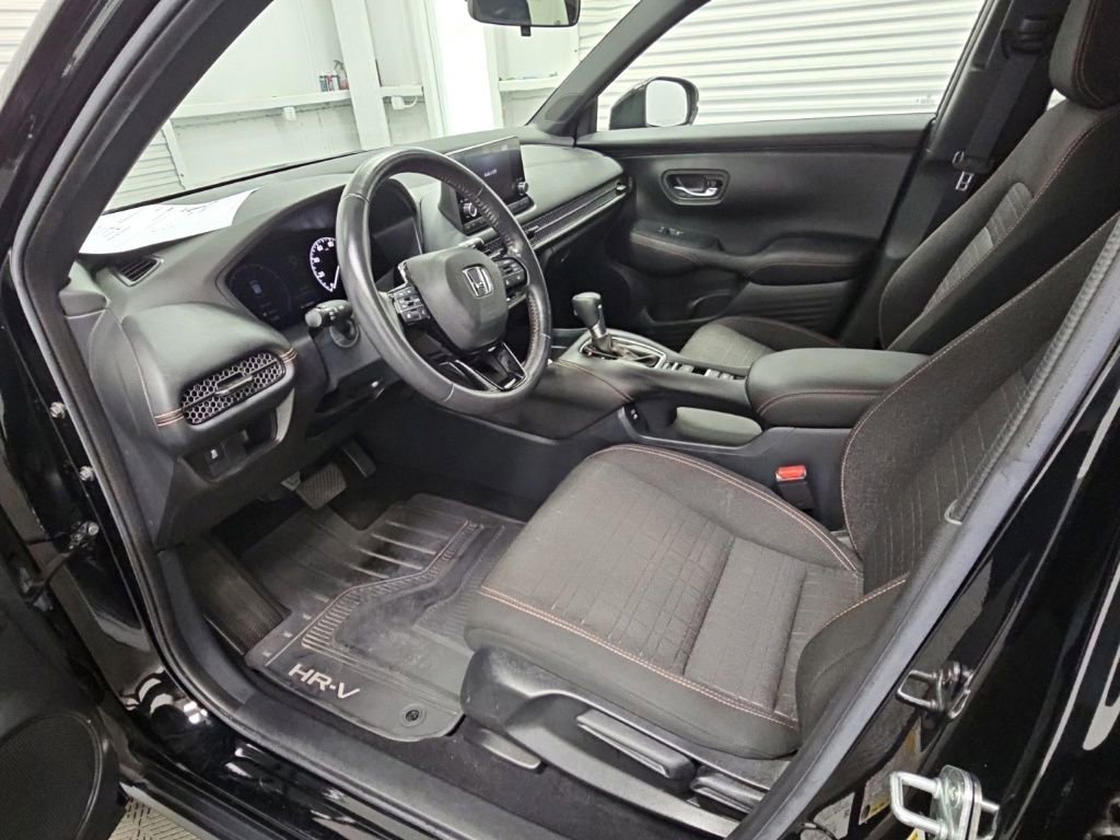 Used 2024 Honda HR-V Sport image 10