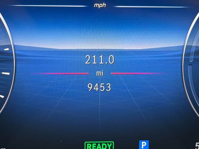 Used 2025 Mercedes-Benz GLC 350e 4MATIC image 33