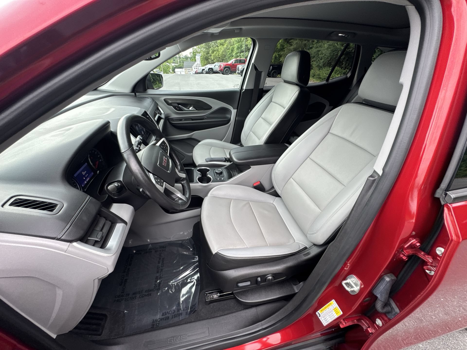 Used 2022 GMC Terrain SLT AWD/4WD image 13