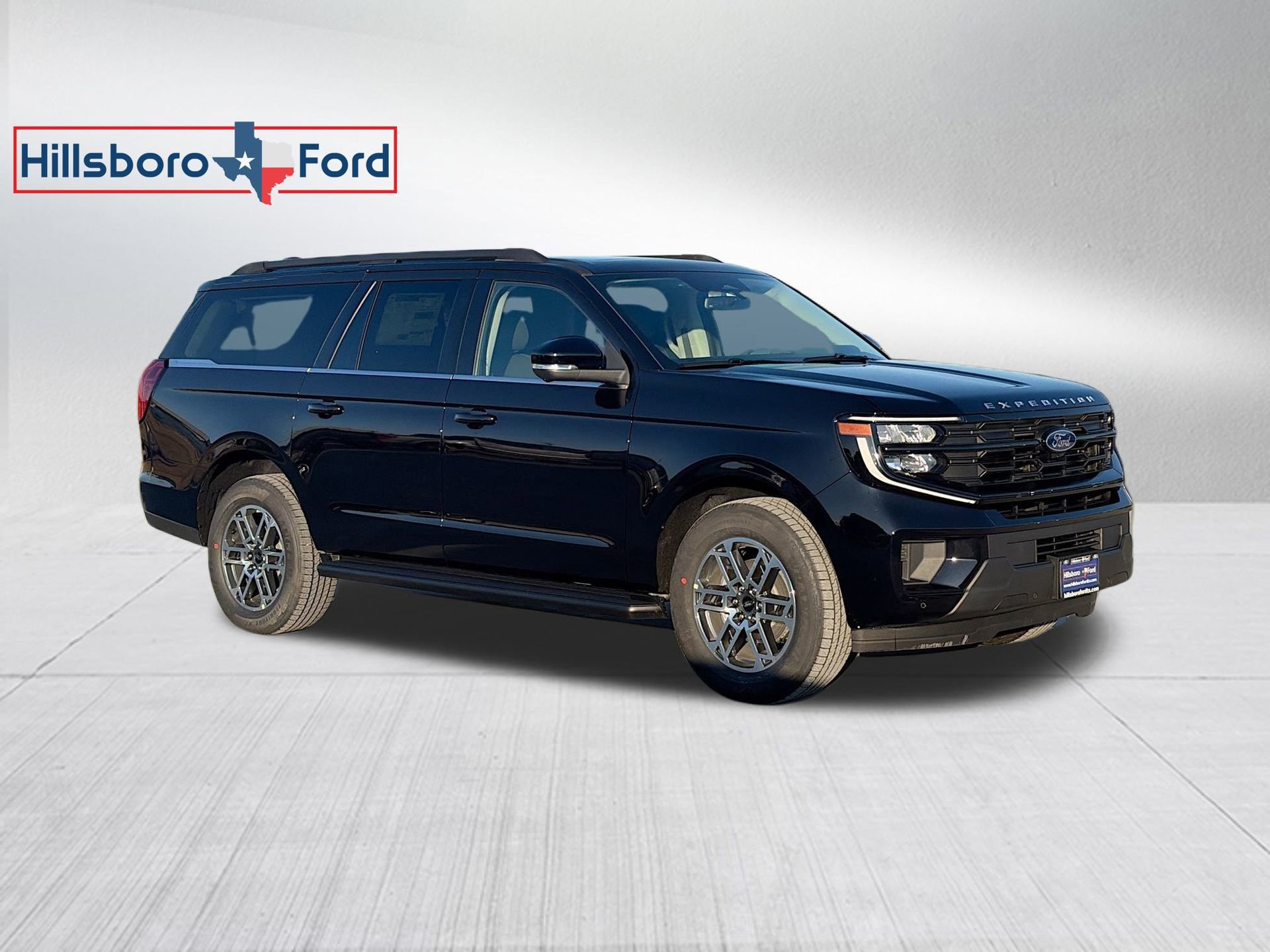 New 2026 Ford Expedition Max Active RWD image 4
