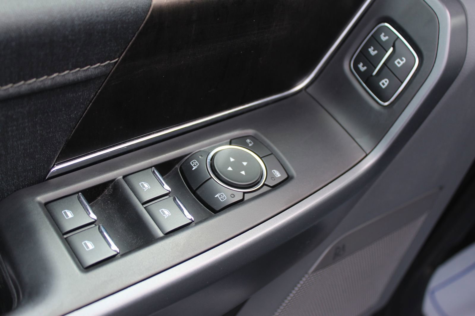 Used 2021 Ford F150 Lariat w/ Max Trailer Tow Package AWD/4WD image 28