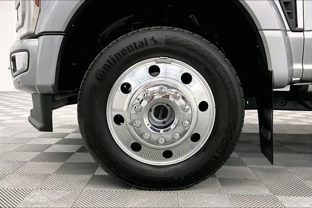 Used 2024 Ford F450 Platinum w/ FX4 Off-Road Package AWD/4WD image 9