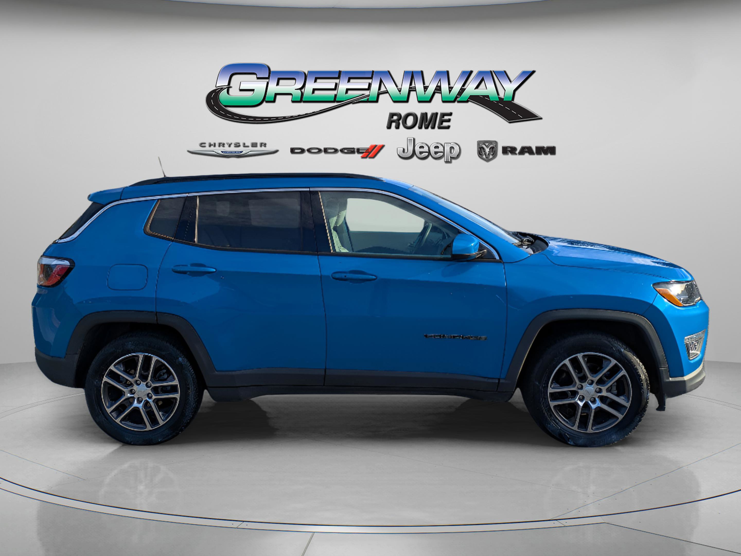 Used 2019 Jeep Compass Latitude w/ Popular Equipment Group image 8