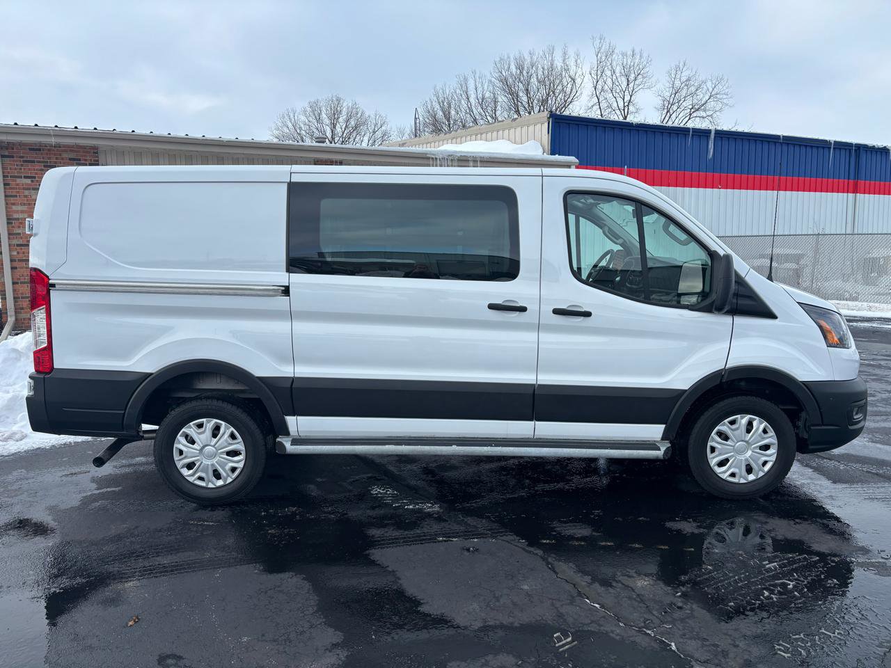 Used 2024 Ford Transit 250 Low Roof w/ Exterior Upgrade Package image 2