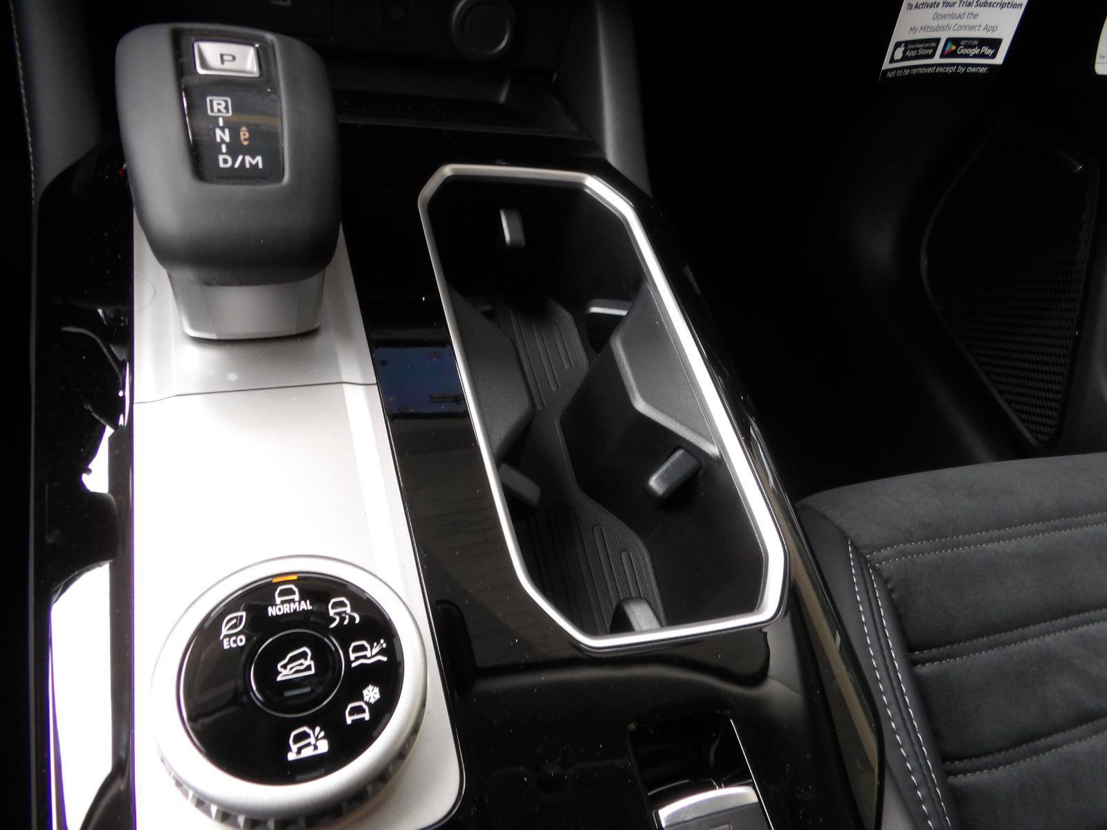 New 2026 Mitsubishi Outlander SE AWD/4WD image 19
