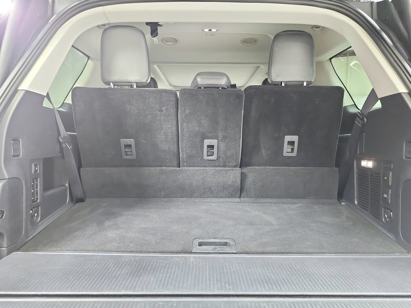 Used 2025 Ford Expedition Active AWD/4WD image 51