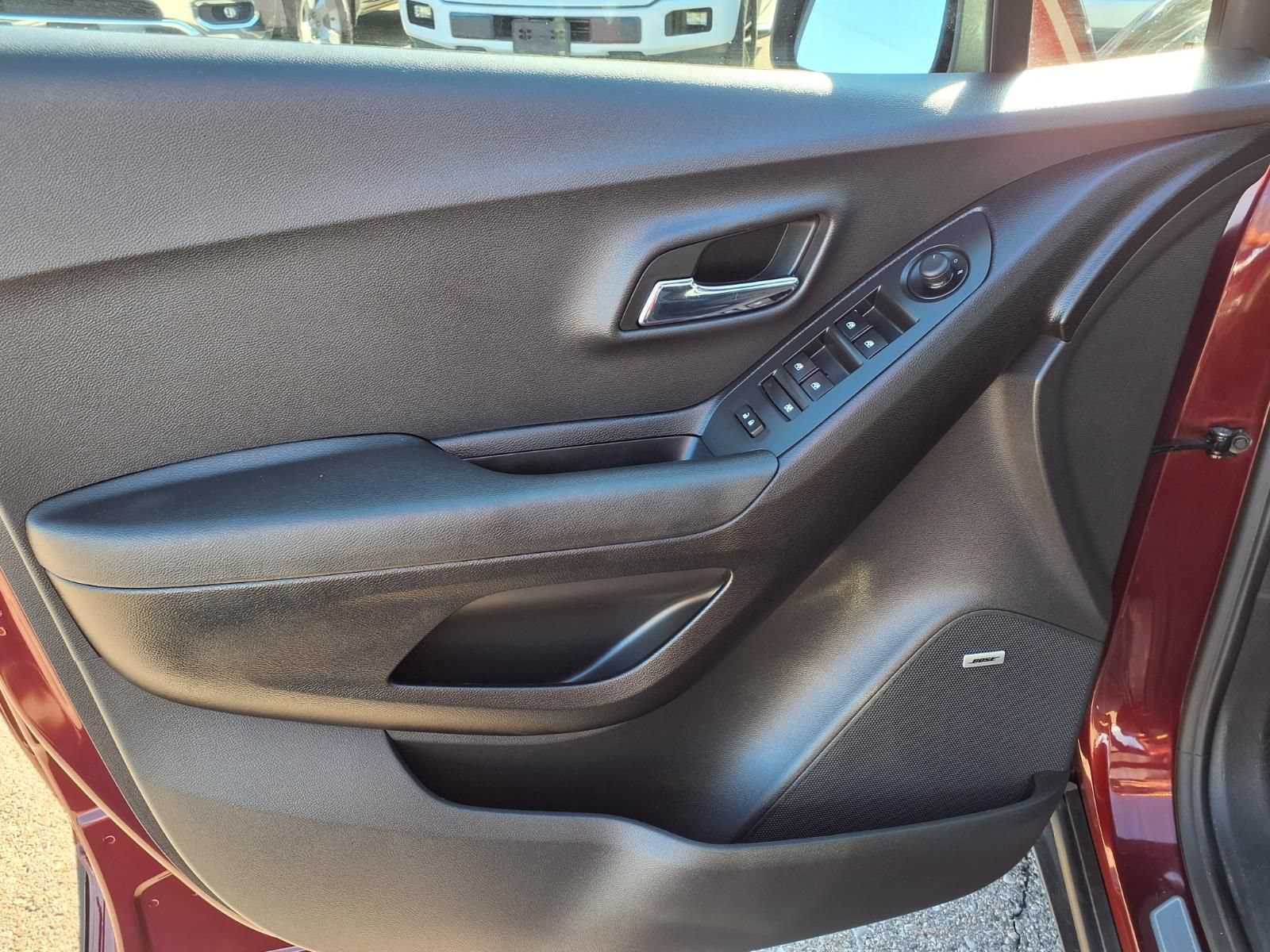 Used 2017 Chevrolet Trax Premier FWD image 14