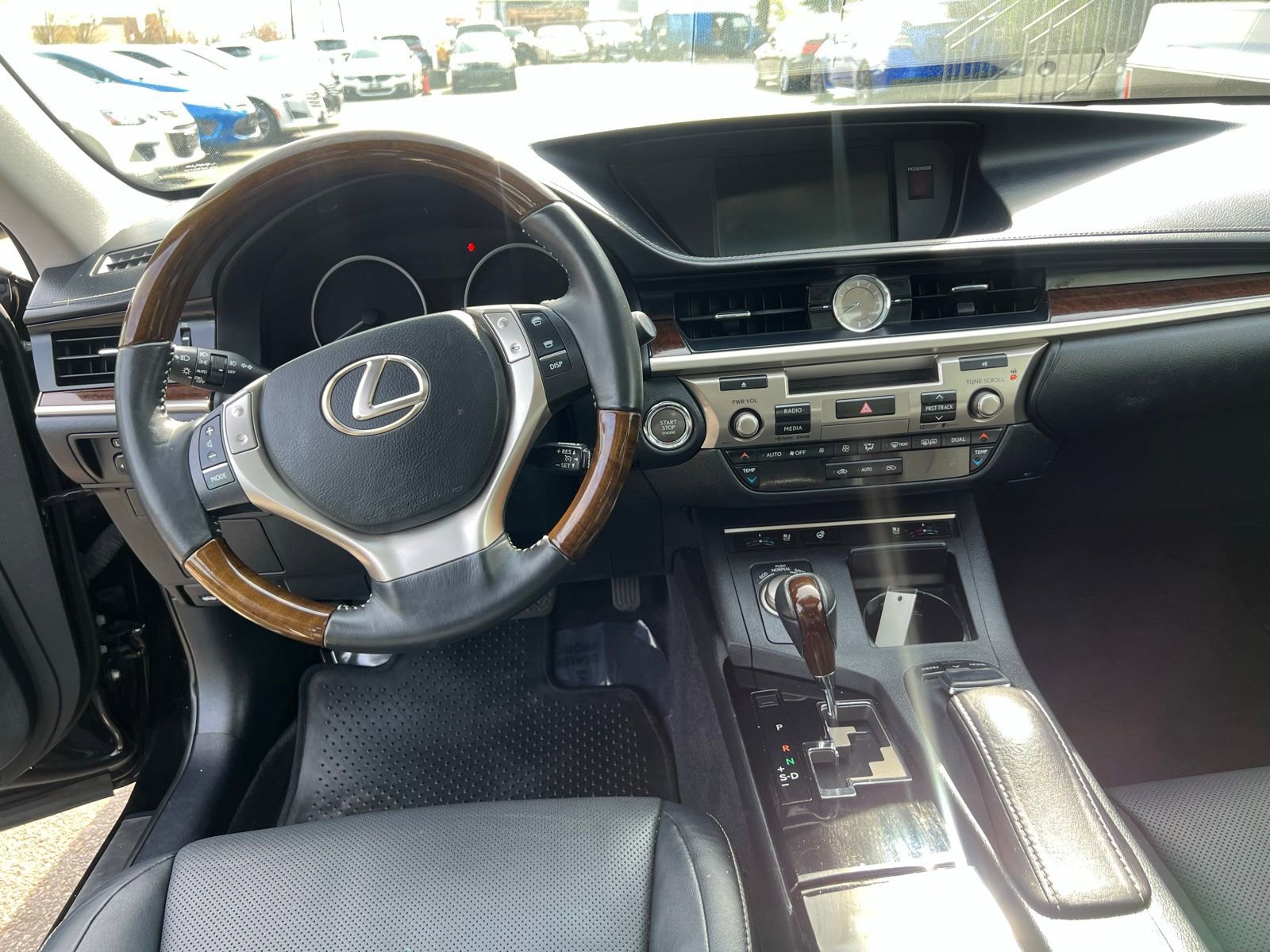 Used 2015 Lexus ES 350 w/ Premium Package FWD image 22