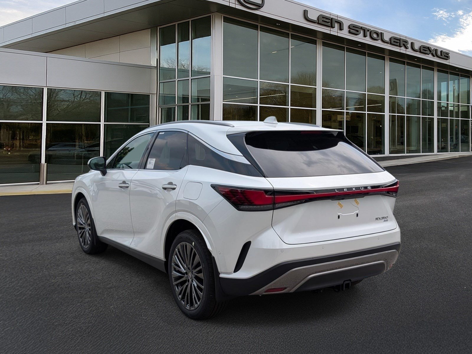 New 2026 Lexus RX 350 AWD w/ Convenience Package image 3