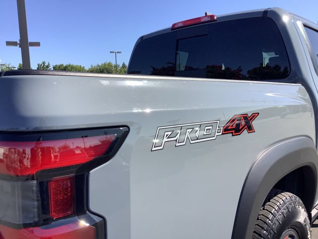 Used 2025 Nissan Frontier PRO-4X AWD/4WD image 42