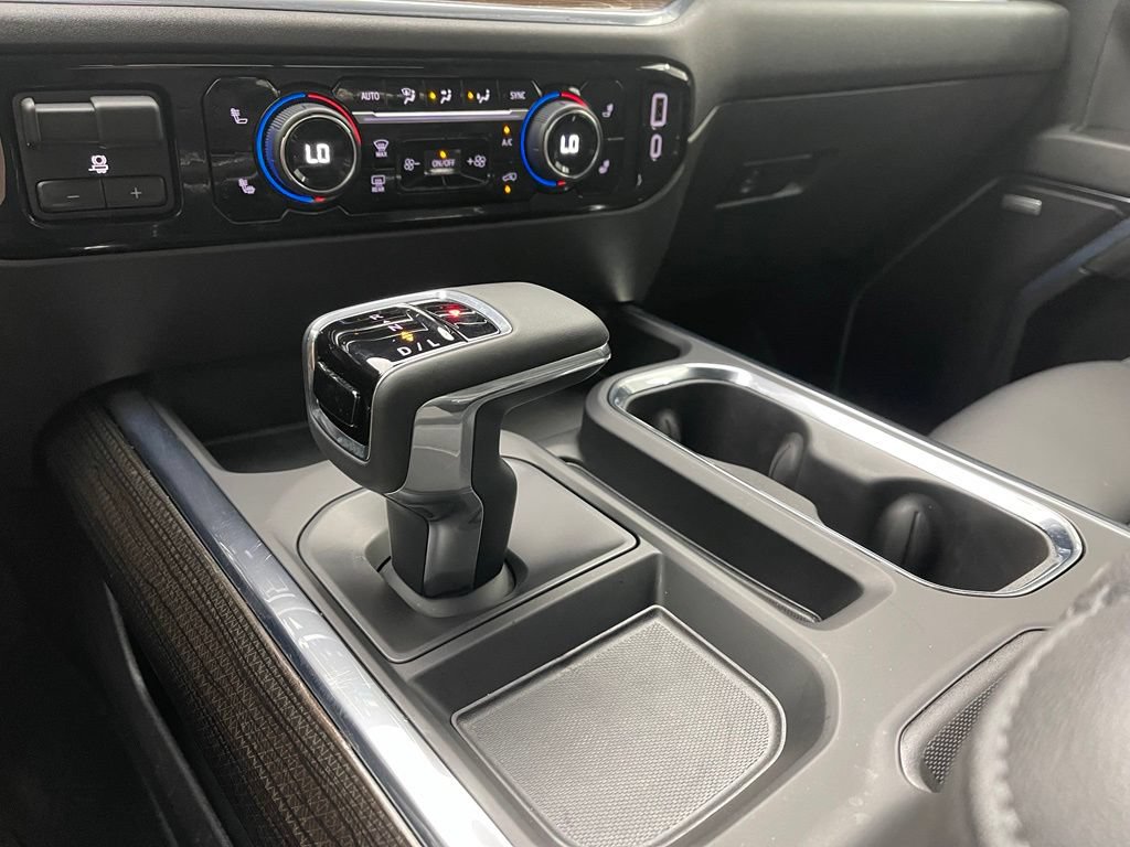 Used 2024 Chevrolet Silverado 1500 LT Trail Boss w/ Convenience Package II AWD/4WD image 27