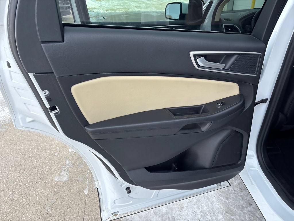 Used 2024 Ford Edge SEL w/ Convenience Package AWD/4WD image 23