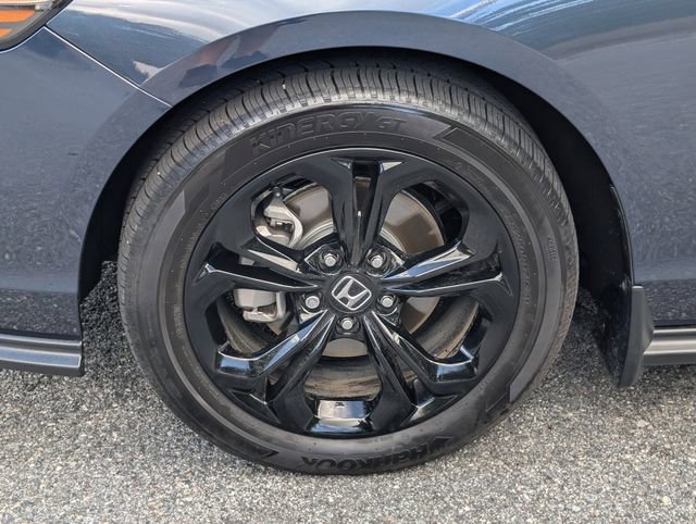 Used 2025 Honda Accord SE image 13