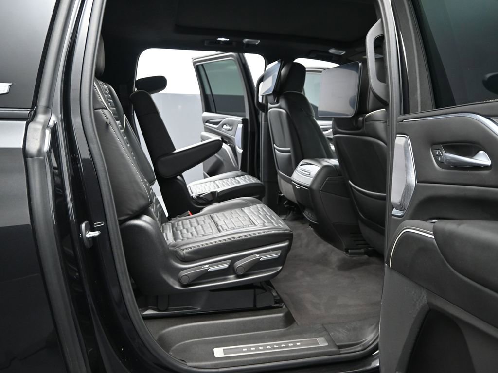 Certified 2024 Cadillac Escalade ESV V w/ LPO, ONYX Package image 16