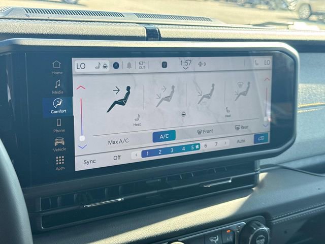 Used 2024 Jeep Wrangler Unlimited Sahara image 29