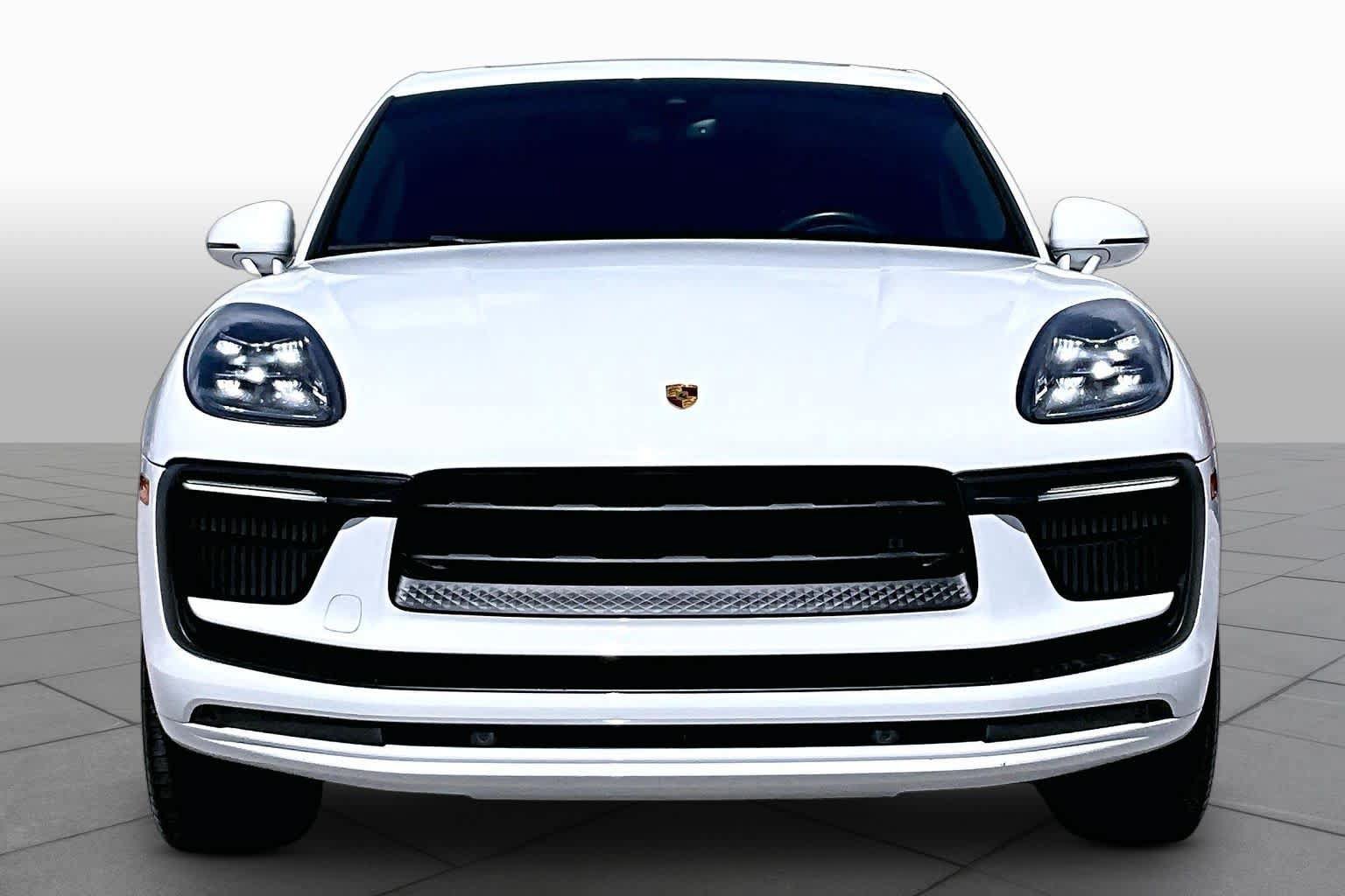 Used 2022 Porsche Macan S AWD/4WD image 4