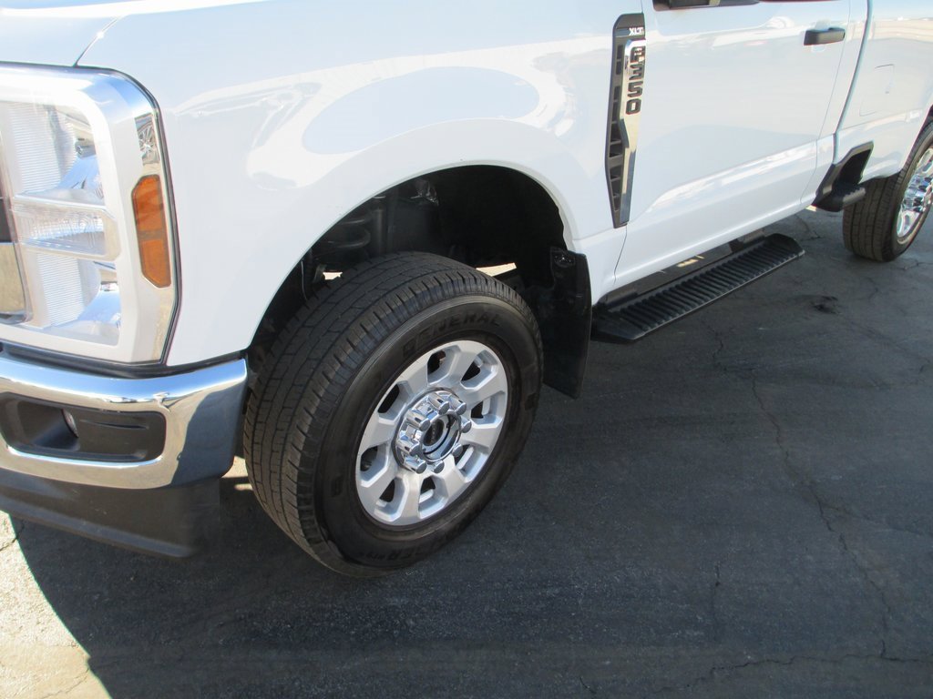 Used 2024 Ford F350 XLT w/ Snow Plow Prep Package image 11