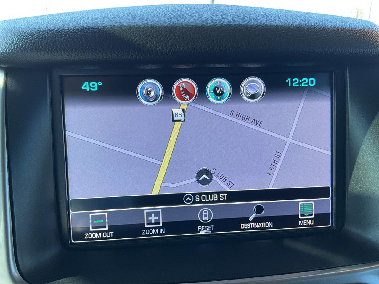 Used 2018 Chevrolet Tahoe LT image 14