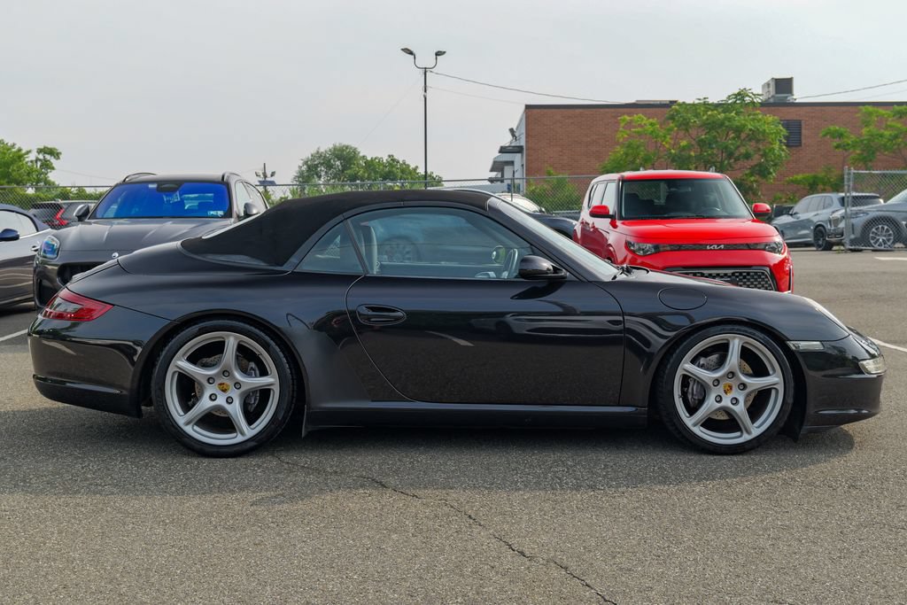 Used 2006 Porsche 911 Carrera RWD image 9