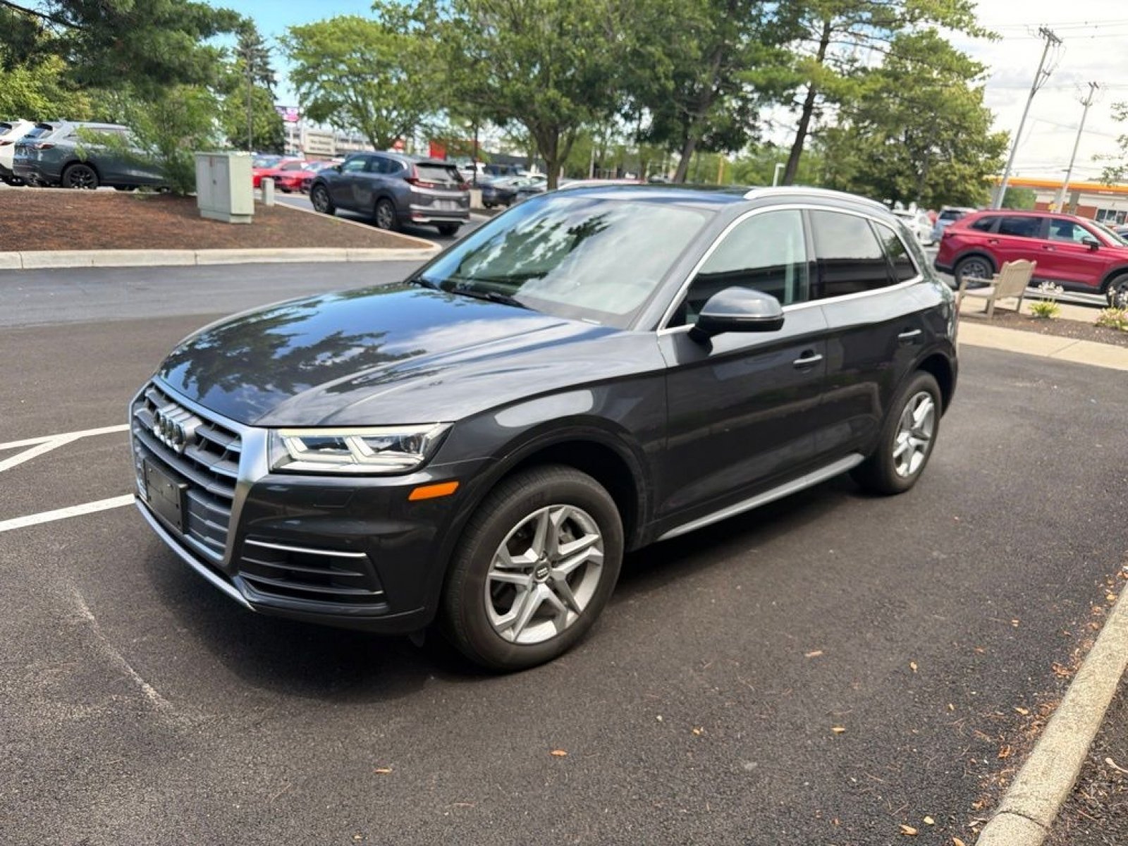 Used 2018 Audi Q5 2.0T Premium Plus w/ Premium Plus Package AWD/4WD image 4