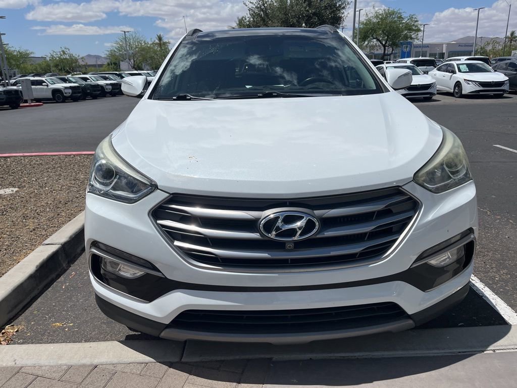 Used 2017 Hyundai Santa Fe Sport FWD image 2