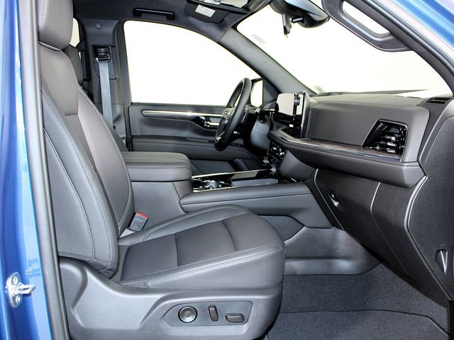 Used 2026 Chevrolet Tahoe LT w/ LPO, Dark Essentials Package RWD image 30