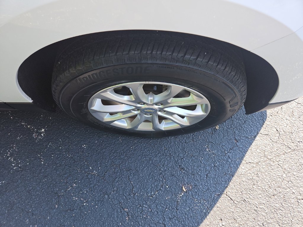 Used 2021 Chevrolet Equinox LT AWD/4WD image 10