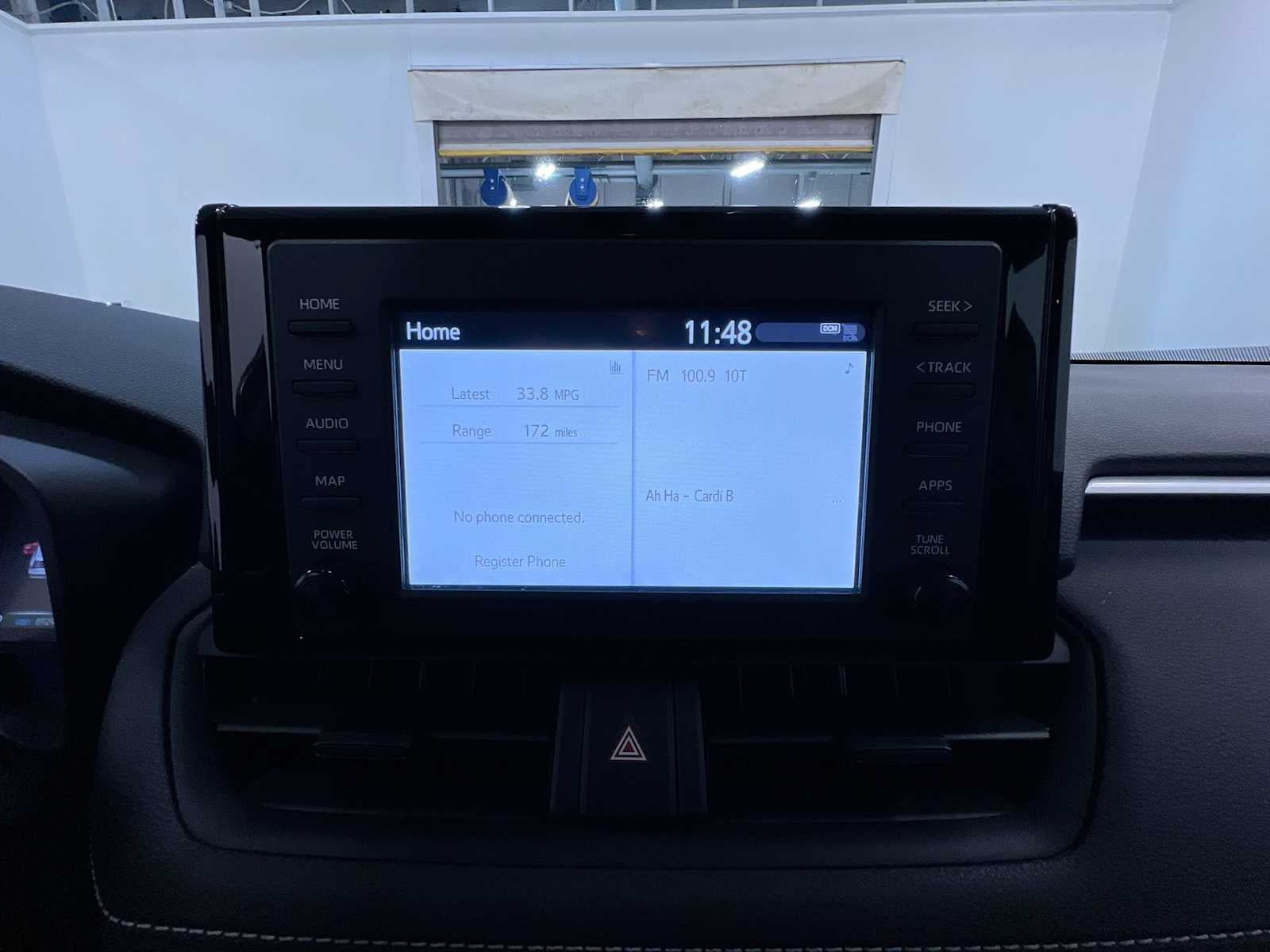 Used 2019 Toyota RAV4 LE w/ Carpet Mat Package FWD image 24