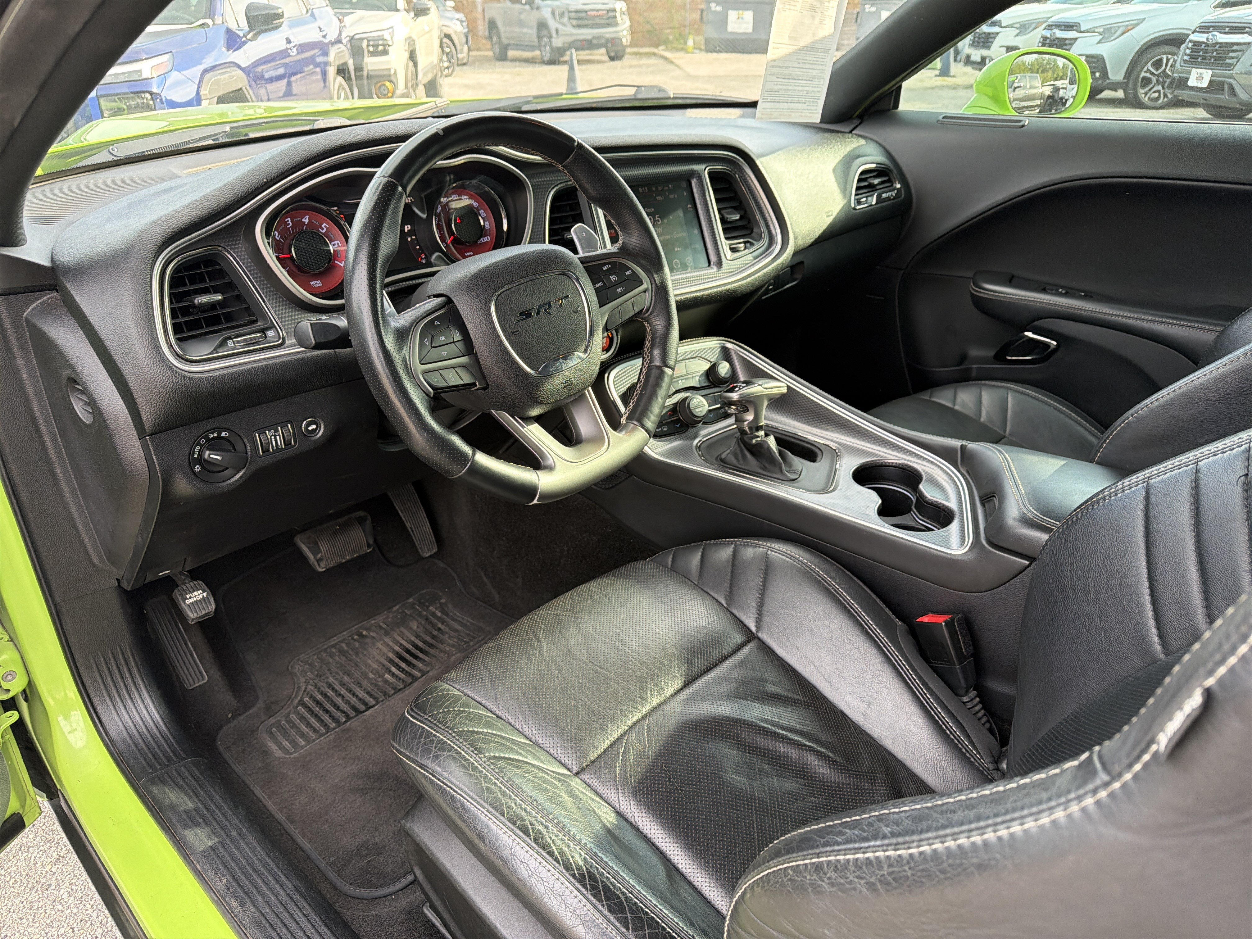Used 2015 Dodge Challenger SRT Hellcat RWD image 19