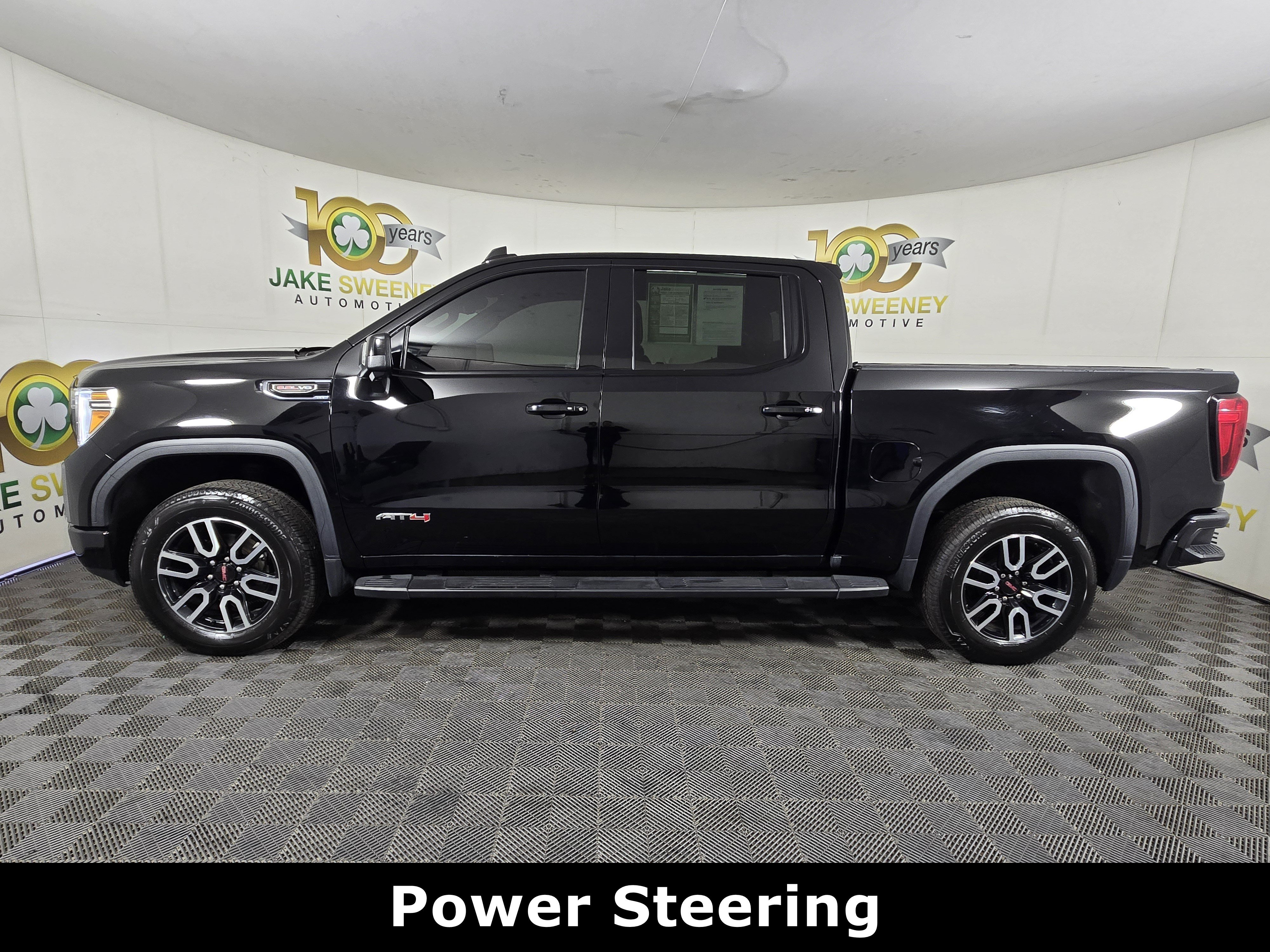 Used 2021 GMC Sierra 1500 AT4 w/ AT4 Value Package AWD/4WD image 4
