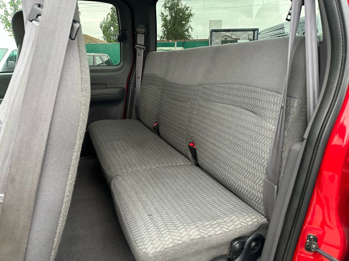 Used 2000 Ford F150 XL image 18